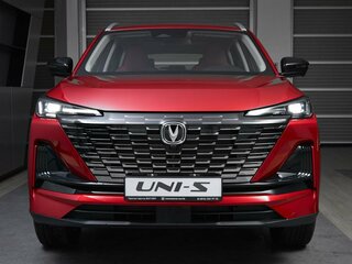 2025 Changan UNI-S I, красный, 3179900 рублей, вид 2