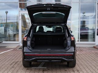 2026 Volkswagen Tiguan L Pro III (China Market), чёрный, 7399900 рублей, вид 5