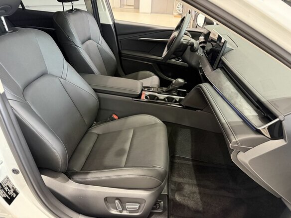 2024 Toyota Camry IX (XV80) China Market, белый, 4780000 рублей - вид 13