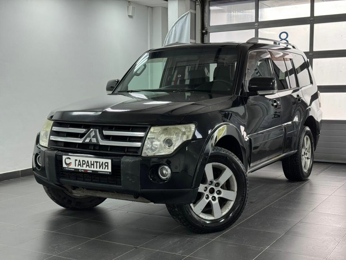 Mitsubishi Pajero IV