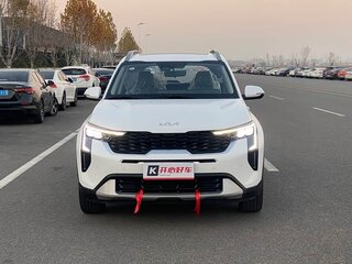 2025 Kia Sonet I Рестайлинг, белый, 1380000 рублей, вид 2