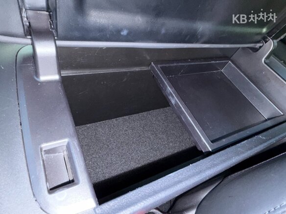 2022 Toyota Prius IV Рестайлинг (XW50), белый, 1851099 рублей - вид 18