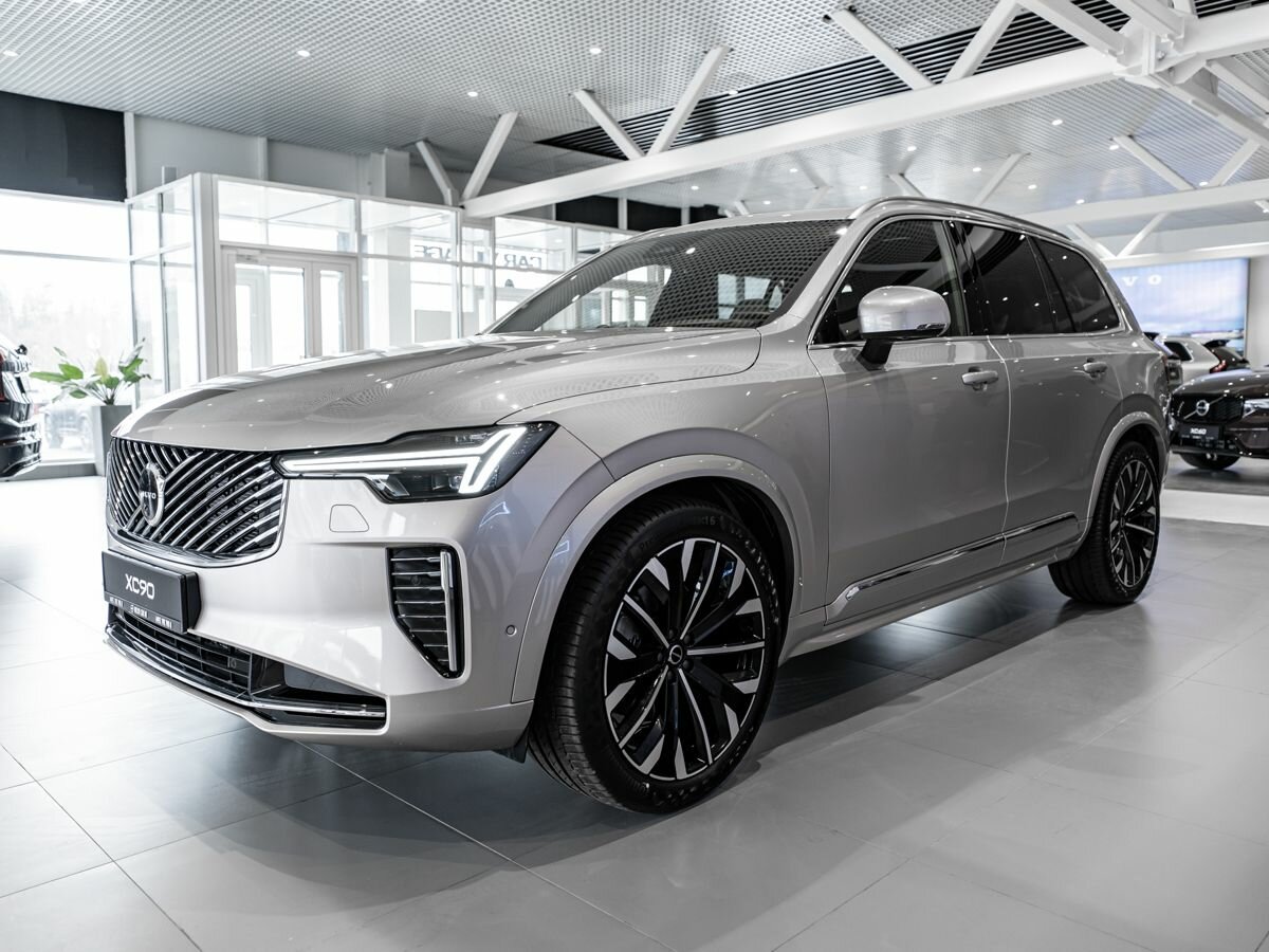 Volvo XC90 B5 II Рестайлинг 2