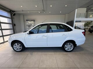 2026 Lada (ВАЗ) Granta I Рестайлинг, белый, 1246031 рублей, вид 3