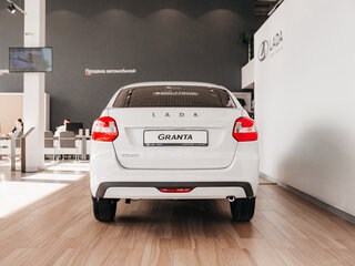 2026 Lada (ВАЗ) Granta I Рестайлинг, белый, 1131000 рублей, вид 3
