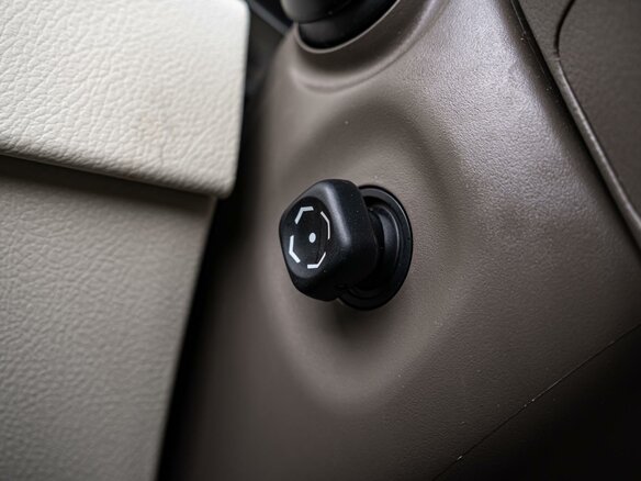 2015 Lexus GX 460 II Рестайлинг, бежевый, 3790000 рублей - вид 27