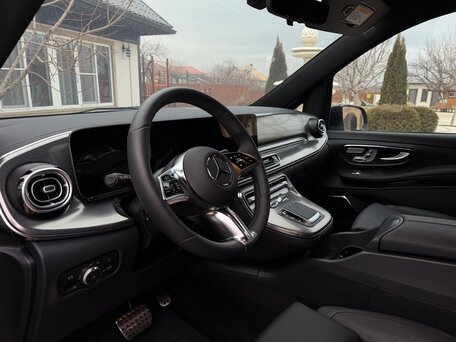 2025 Mercedes-Benz V-Класс Long 300 d длинный III (W447) Рестайлинг 2, чёрный, 13800000 рублей, вид 3