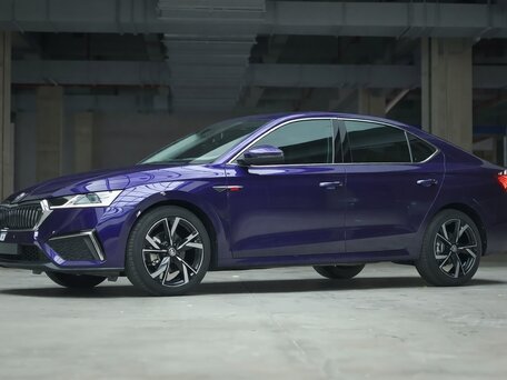 2022 Skoda Octavia IV (A8), синий, 2185009 рублей, вид 1
