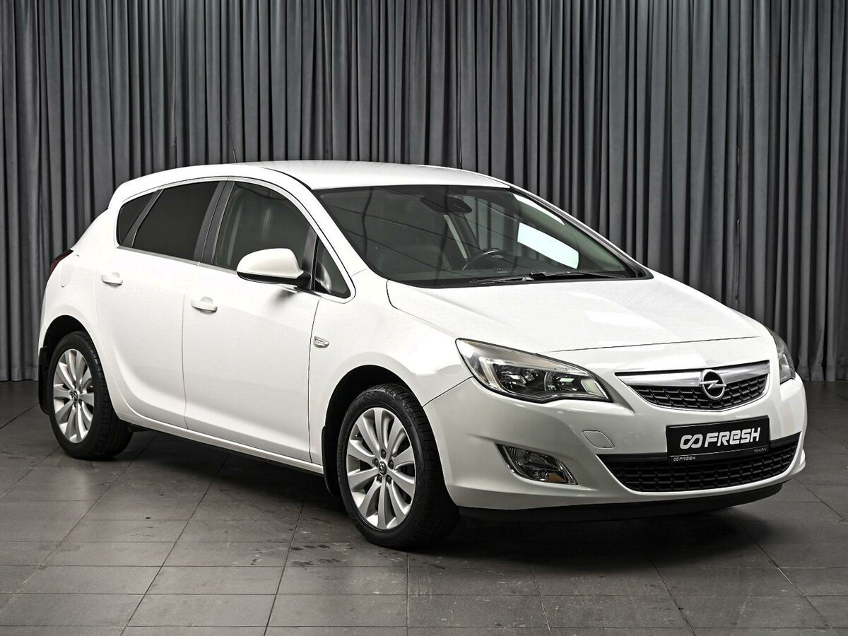 Opel Astra J