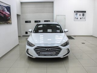 2017 Hyundai Elantra VI (AD), белый, 1339900 рублей, вид 3