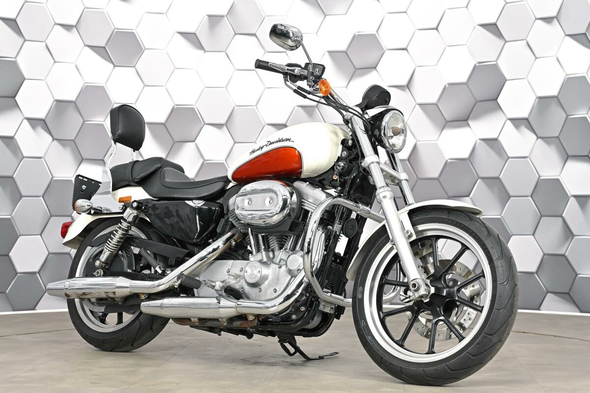 Harley-Davidson Sportster 883