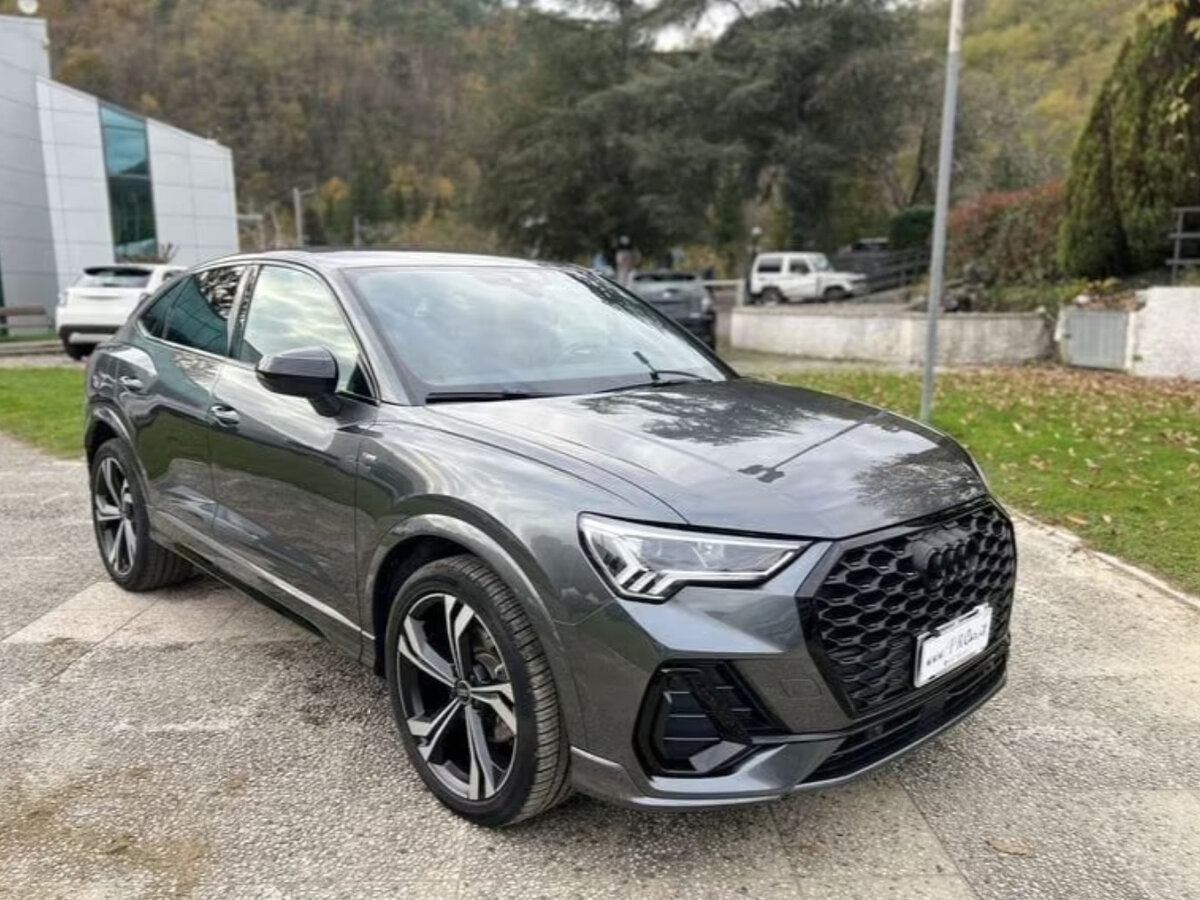 Audi Q3 Sportback II (F3)