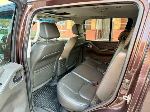 2011 Nissan Pathfinder III Рестайлинг, коричневый, 1495000 рублей - вид 15