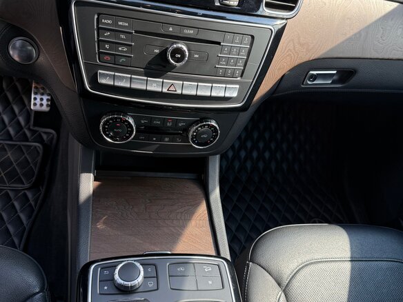 2016 Mercedes-Benz GLE 500 I (W166), чёрный, 3850000 рублей - вид 15