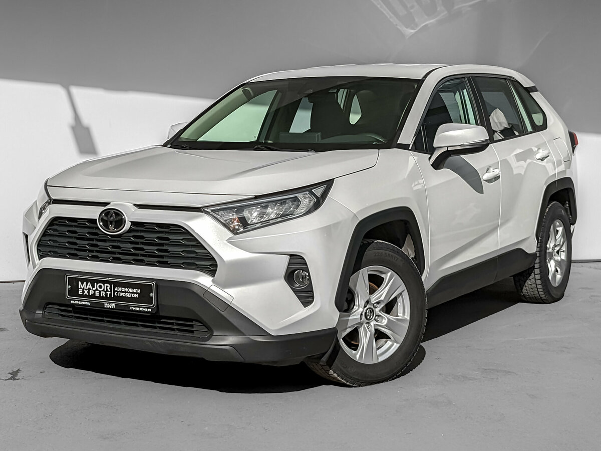 Toyota RAV4 V (XA50)