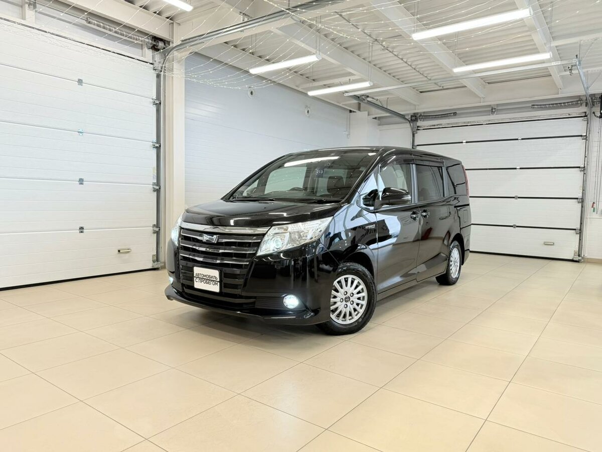 Toyota Noah III (R80)