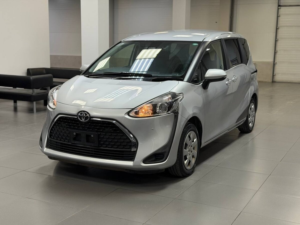 Toyota Sienta II Рестайлинг