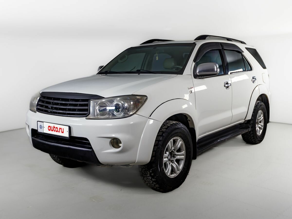 Toyota Fortuner I Рестайлинг