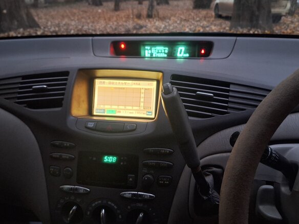 2000 Toyota Prius I Рестайлинг (XW10), серебристый, 230000 рублей - вид 20