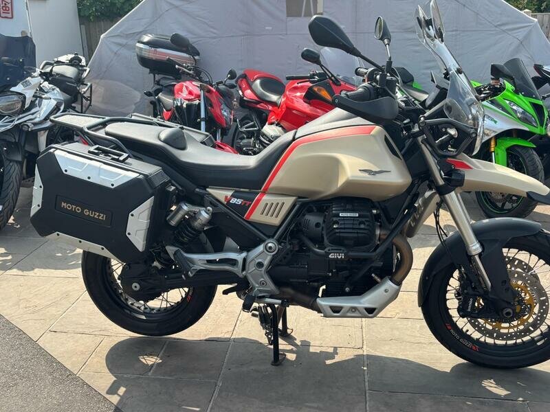 Moto Guzzi V85 TT