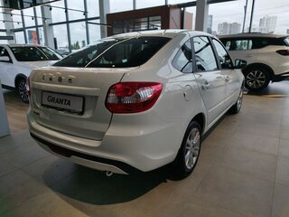 2026 Lada (ВАЗ) Granta I Рестайлинг, белый, 1218000 рублей, вид 4