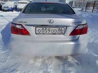 2012 Lexus LS Long 460 L IV Рестайлинг, серебристый, 1416420 рублей, вид 4