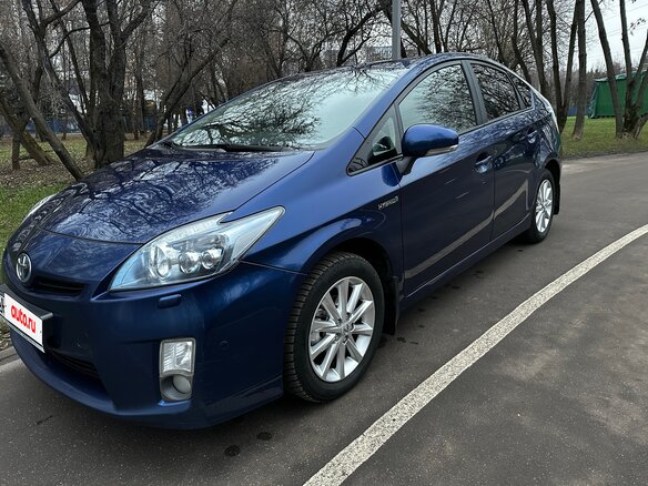 2009 Toyota Prius III (XW30), синий, 1300000 рублей - вид 1