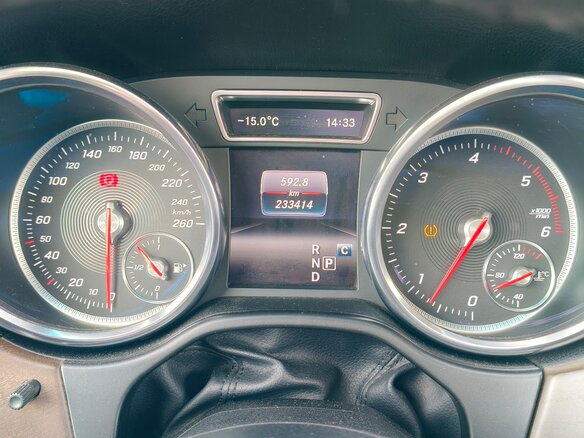 2017 Mercedes-Benz GLE 350 d I (W166), коричневый, 3350000 рублей - вид 12