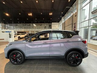 2026 Geely Coolray I Рестайлинг 2, фиолетовый, 2889990 рублей, вид 3