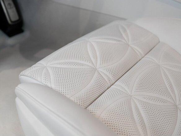 2025 Mercedes-Benz Maybach SL SL 680, белый, 36890000 рублей - вид 32