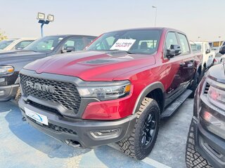 2026 Ram 1500 Crew Cab V Рестайлинг, красный, 8700000 рублей, вид 1