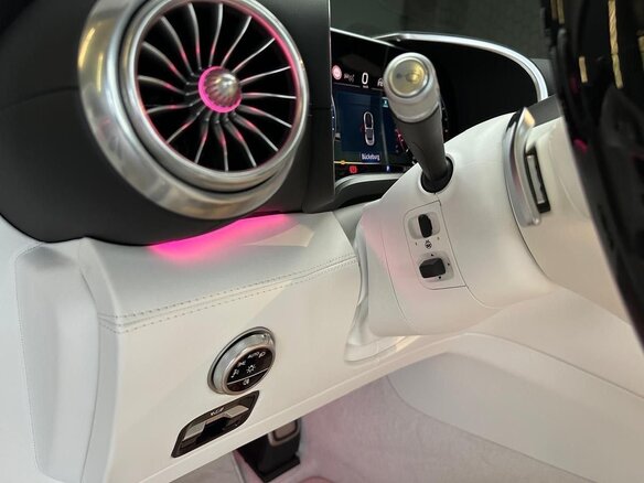 2025 Mercedes-Benz Maybach SL SL 680, белый, 35500000 рублей - вид 21