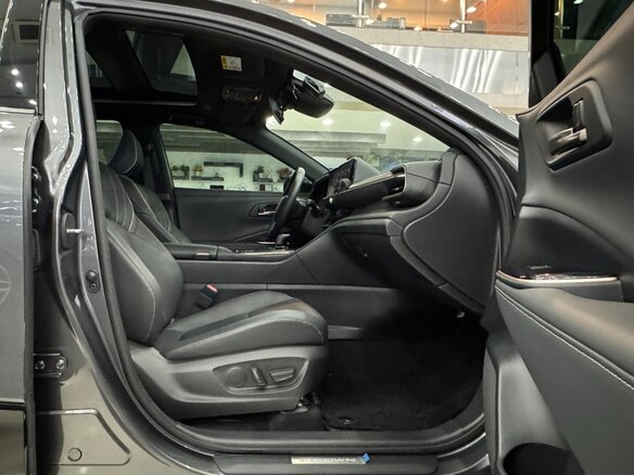 2025 Toyota Crown Crossover XVI (S230), серый, 6250013 рублей - вид 17