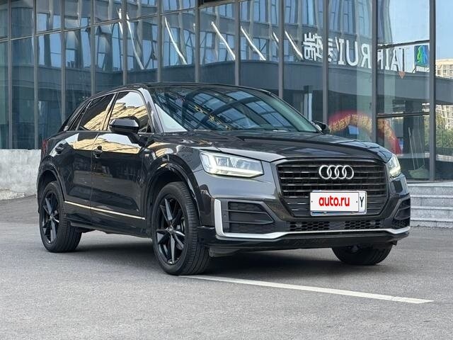 Audi Q2 I