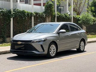 2023 Chevrolet Monza II Рестайлинг, серебристый, 1309000 рублей, вид 1