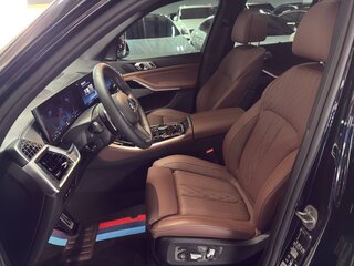 2025 BMW X5 40i IV (G05/G18) Рестайлинг, чёрный, 12100000 рублей, вид 3