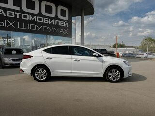 2019 Hyundai Elantra VI (AD) Рестайлинг, белый, 1559000 рублей, вид 5