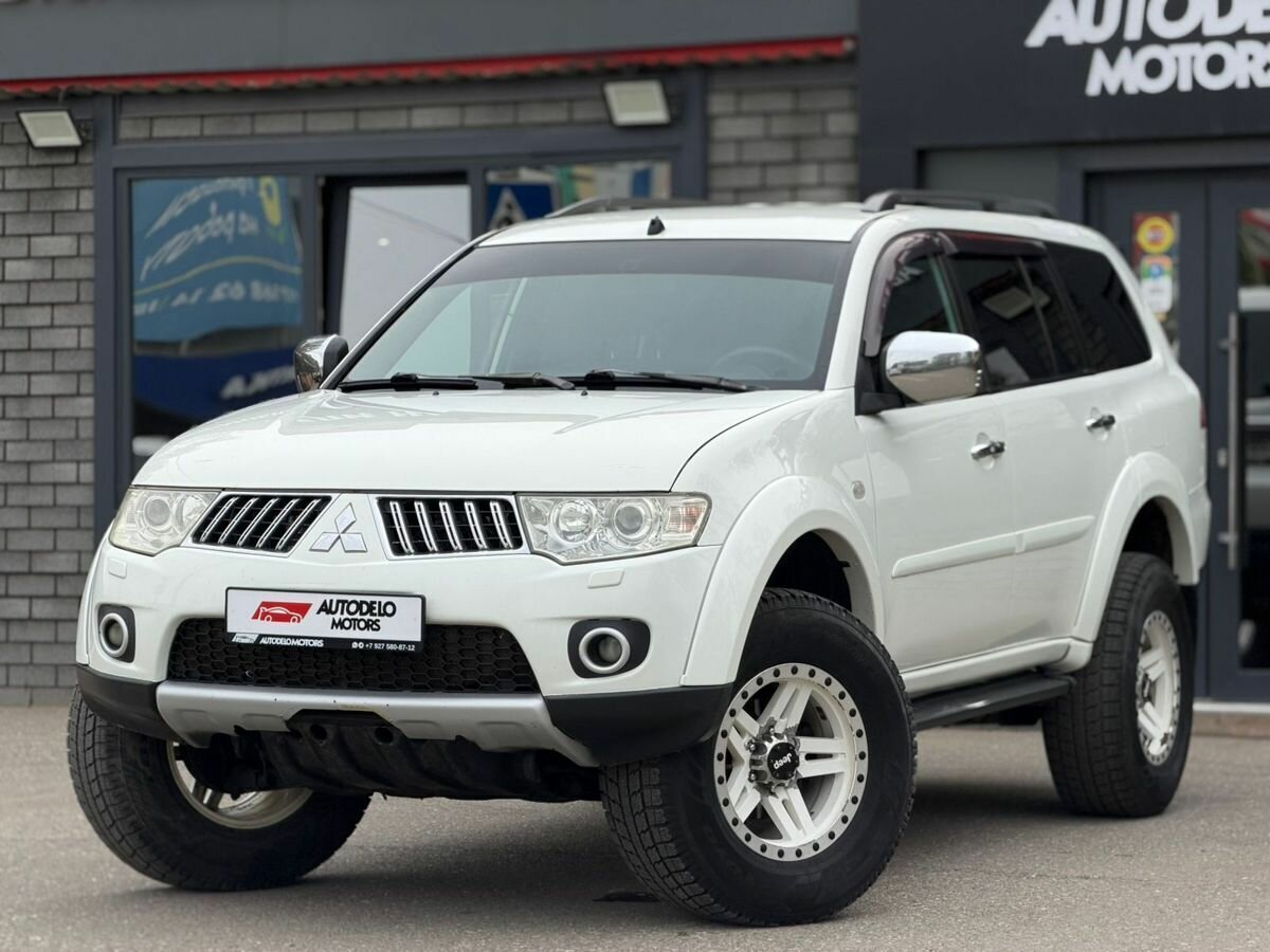 Mitsubishi Pajero Sport II