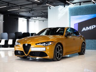 2022 Alfa Romeo Giulia II (952) Рестайлинг, золотистый, 5090000 рублей, вид 1