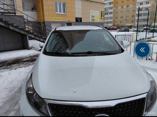 2014 Kia Sportage III Рестайлинг, белый, 1360000 рублей, вид 4
