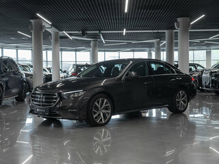 2025 Mercedes-Benz E-Класс 220 d VI (W214, S214), серый, 7450000 рублей, вид 1