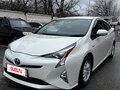 2016 Toyota Prius IV (XW50), белый, 1490000 рублей - вид 3