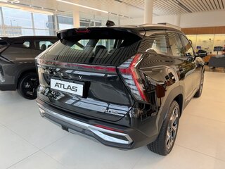 2025 Geely Atlas II, чёрный, 3593450 рублей, вид 3