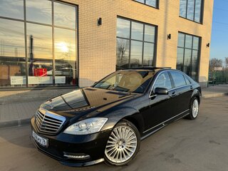 2013 Mercedes-Benz S-Класс 500 Long V (W221) Рестайлинг, чёрный, 1690000 рублей, вид 1