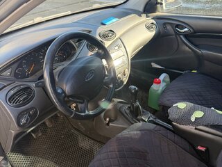 2004 Ford Focus I Рестайлинг, серебристый, 190000 рублей, вид 4