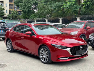 2020 Mazda 3 Axela IV (BP), красный, 1270123 рублей, вид 3