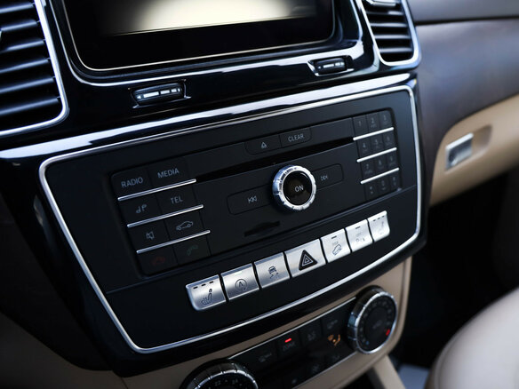 2017 Mercedes-Benz GLE 350 d I (W166), чёрный, 3879000 рублей - вид 15