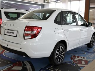 2026 Lada (ВАЗ) Granta I Рестайлинг, белый, 1290000 рублей, вид 3