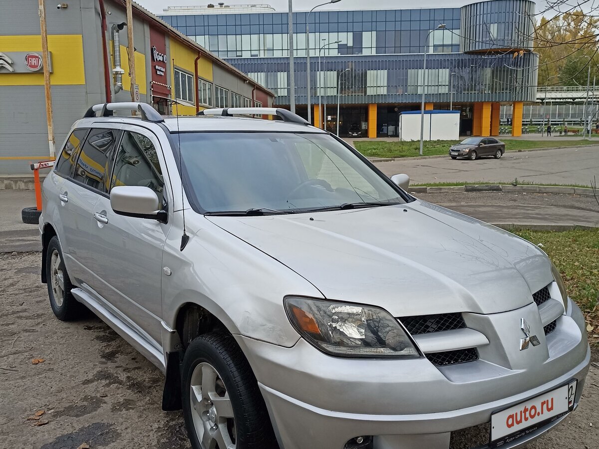 Купить б/у Mitsubishi Outlander I 2.4 AT (142 л.с.) 4WD бензин автомат ...