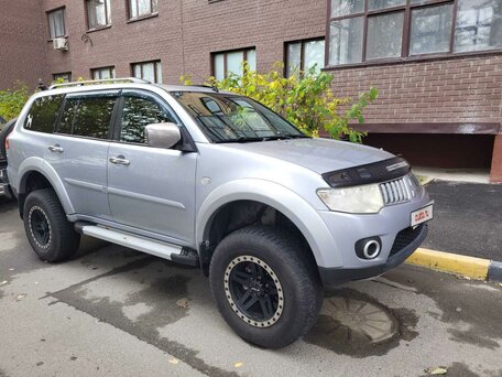 Купить б/у Mitsubishi Pajero Sport II 3.0 AT (220 л.с.) 4WD бензин автомат  в Тюмени: серый Митсубиси Паджеро Спорт II внедорожник 5-дверный 2009 года  по цене 1 150 000 рублей на Авто.ру